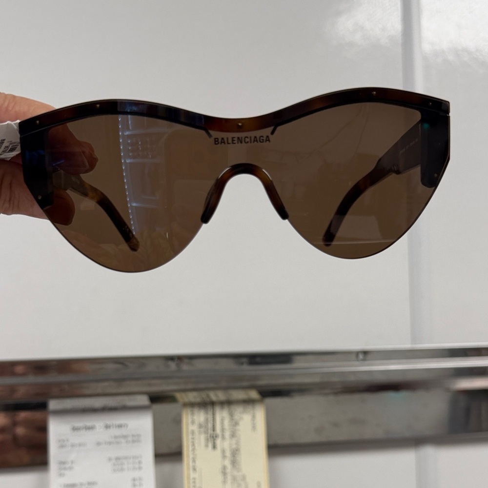 Balenciaga Women's Brown Gradient Shield Sunglasses - Picture 3 of 4